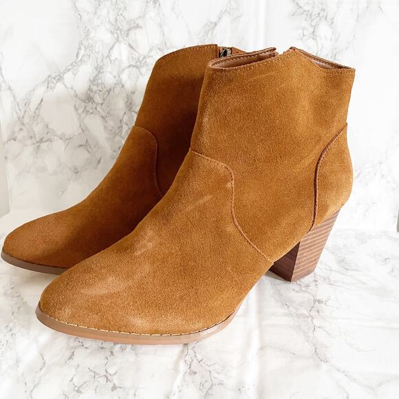URBAN OUTFITTERS Westie Welt Suede Ankle Booties 9 - Picture 3 of 10